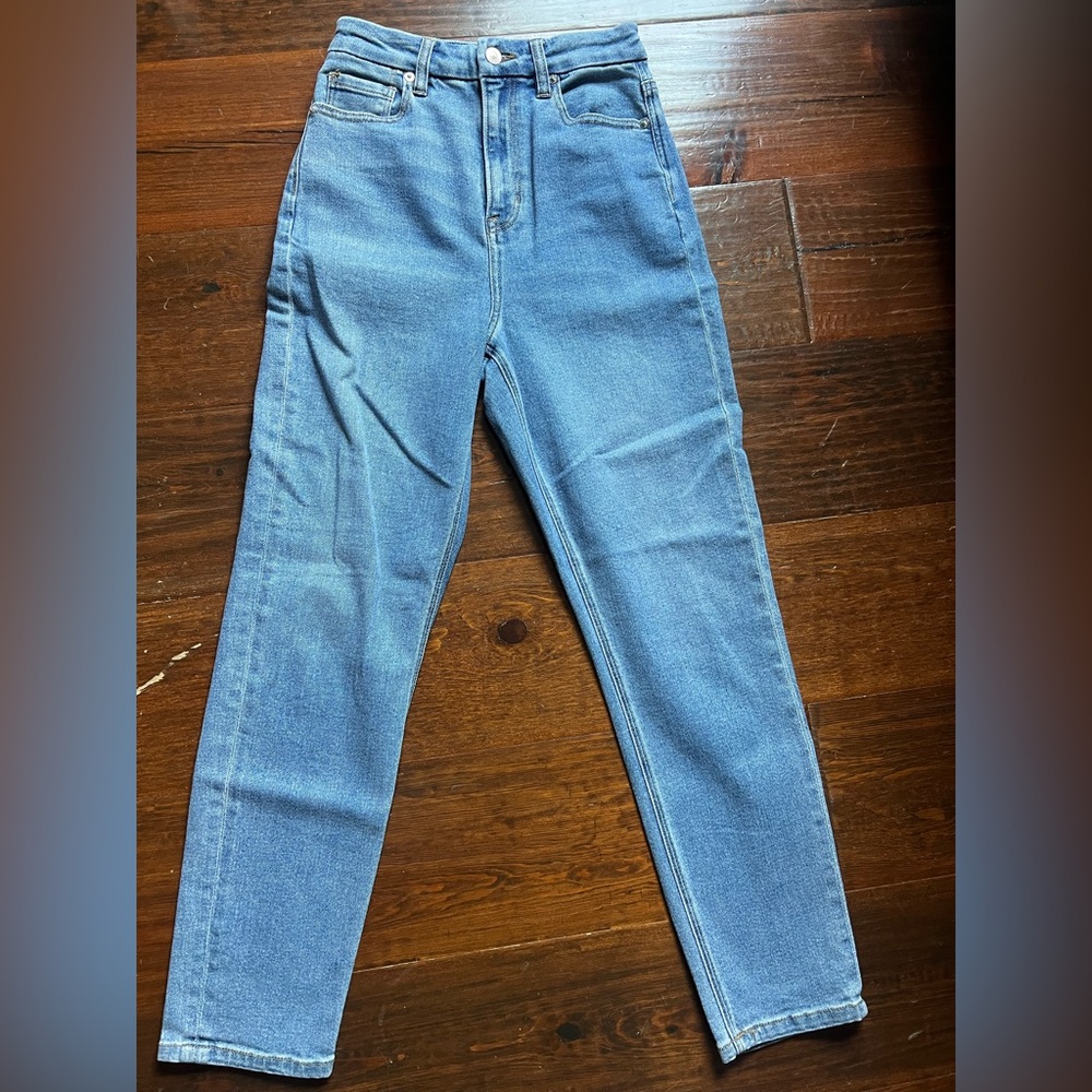 American Eagle Outfitters High Rise Blue Jeans